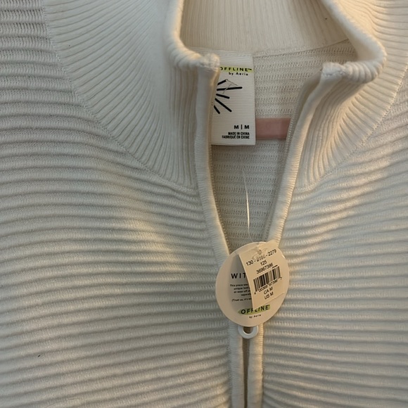 NWT ARIES RIBBED WHITE SWEATER - Picture 15 of 15